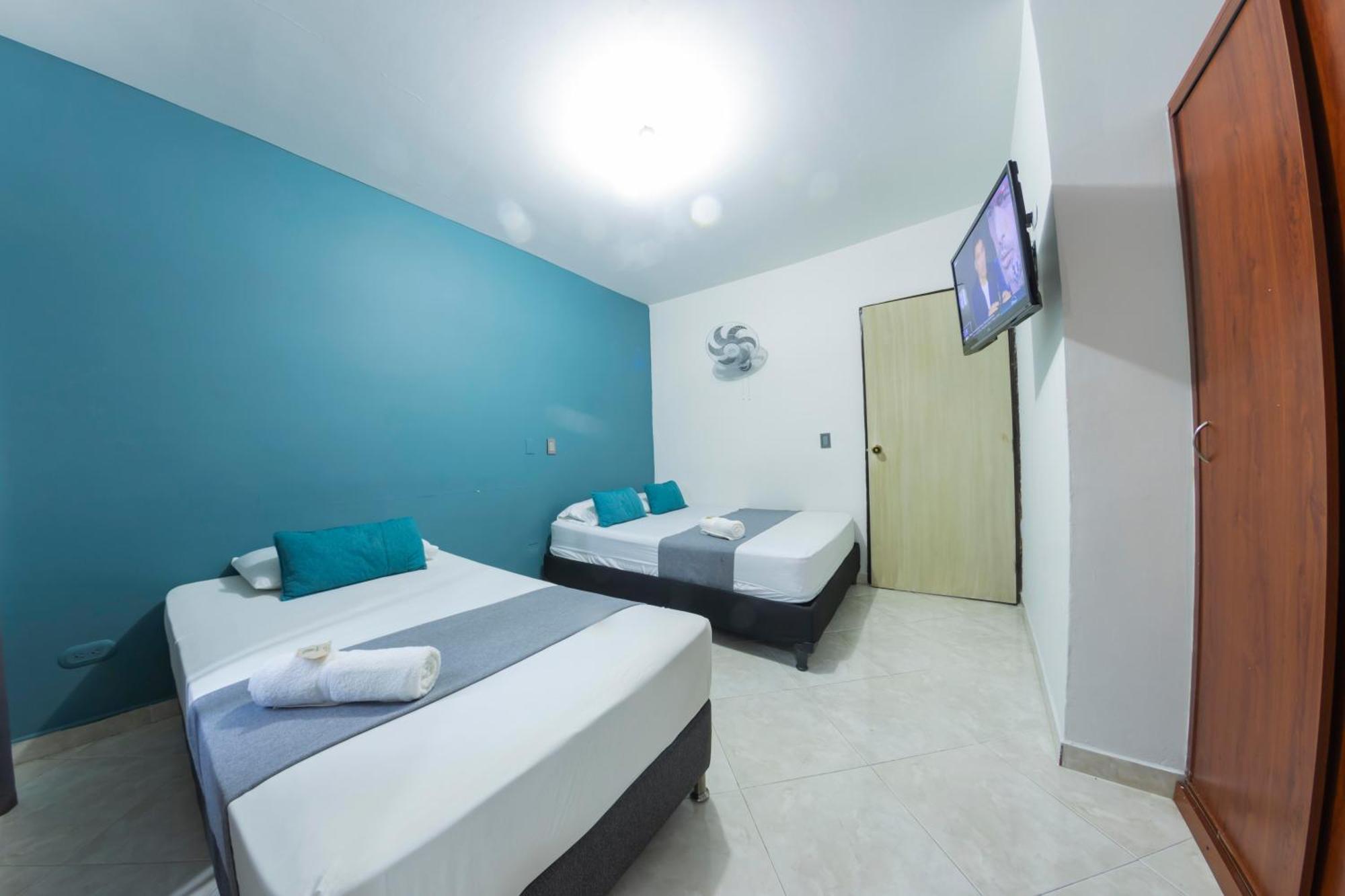 Ayenda 1228 Balcones De La 70 Hotel 3*